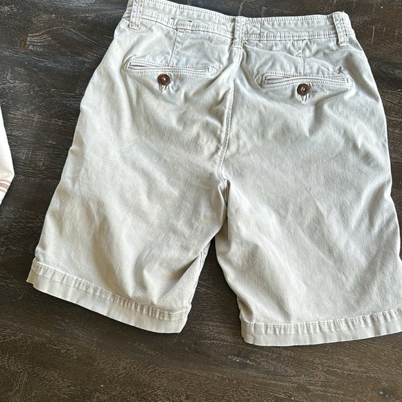 AE khaki shorts - Picture 2 of 4